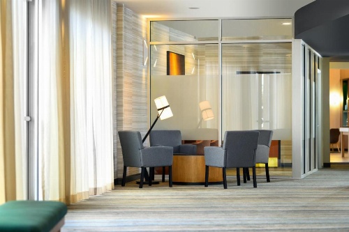 Holiday Inn Oakland Airport image 26