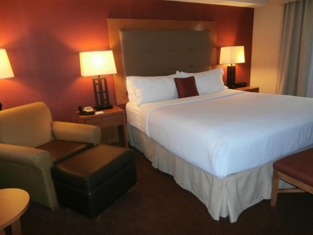 Holiday Inn Oakland Airport Image 29