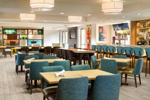 Holiday Inn Oakland Airport image 7