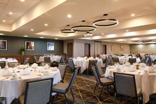 Holiday Inn Oakland Airport image 9